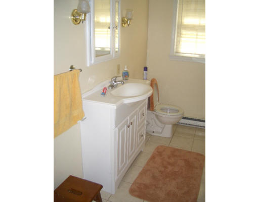 218 Plympton Road Plymouth, MA 02360 - Photo 5 of 8 Gallery Image 5