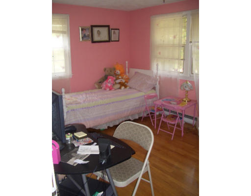 218 Plympton Road Plymouth, MA 02360 - Photo 6 of 8 Gallery Image 6