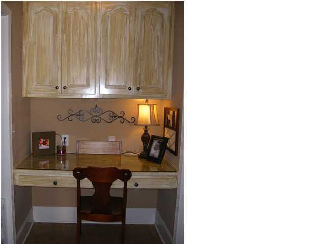 167 Bradfield Road Madison, MS 39110 - Photo 11 of 18 Office nook
