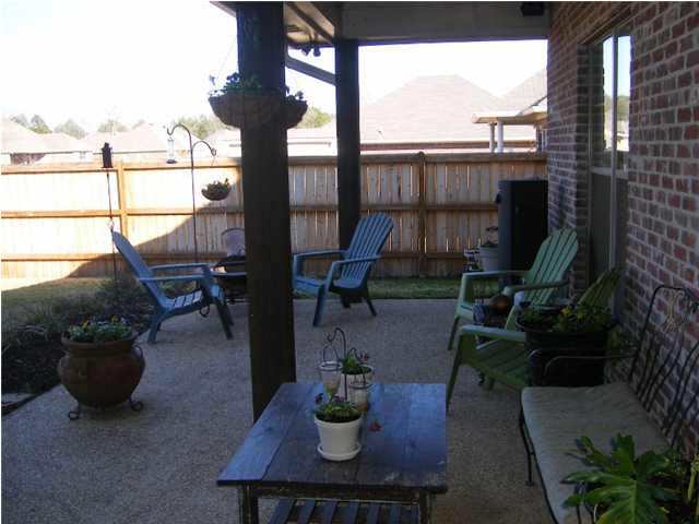 167 Bradfield Road Madison, MS 39110 - Photo 16 of 18 Great back porch for relaxing!