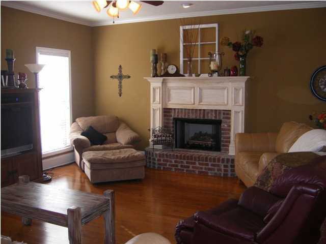 167 Bradfield Road Madison, MS 39110 - Photo 3 of 18 Spacious living room