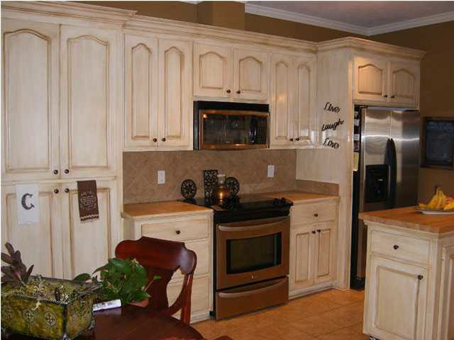 167 Bradfield Road Madison, MS 39110 - Photo 8 of 18 Another view of kitchen