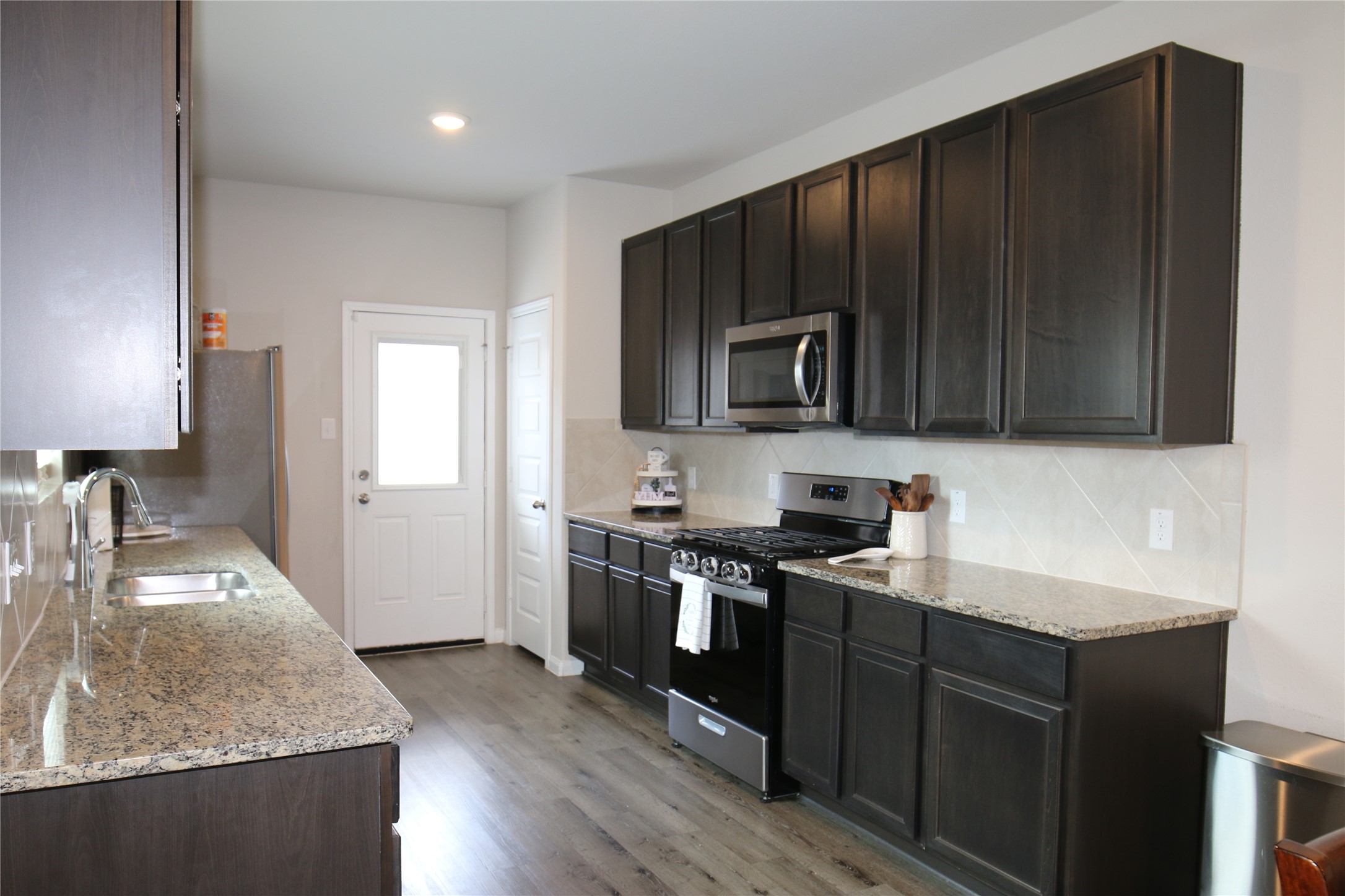 1336 Mount Blanc Path Conroe, TX 77301 - Photo 10 of 20