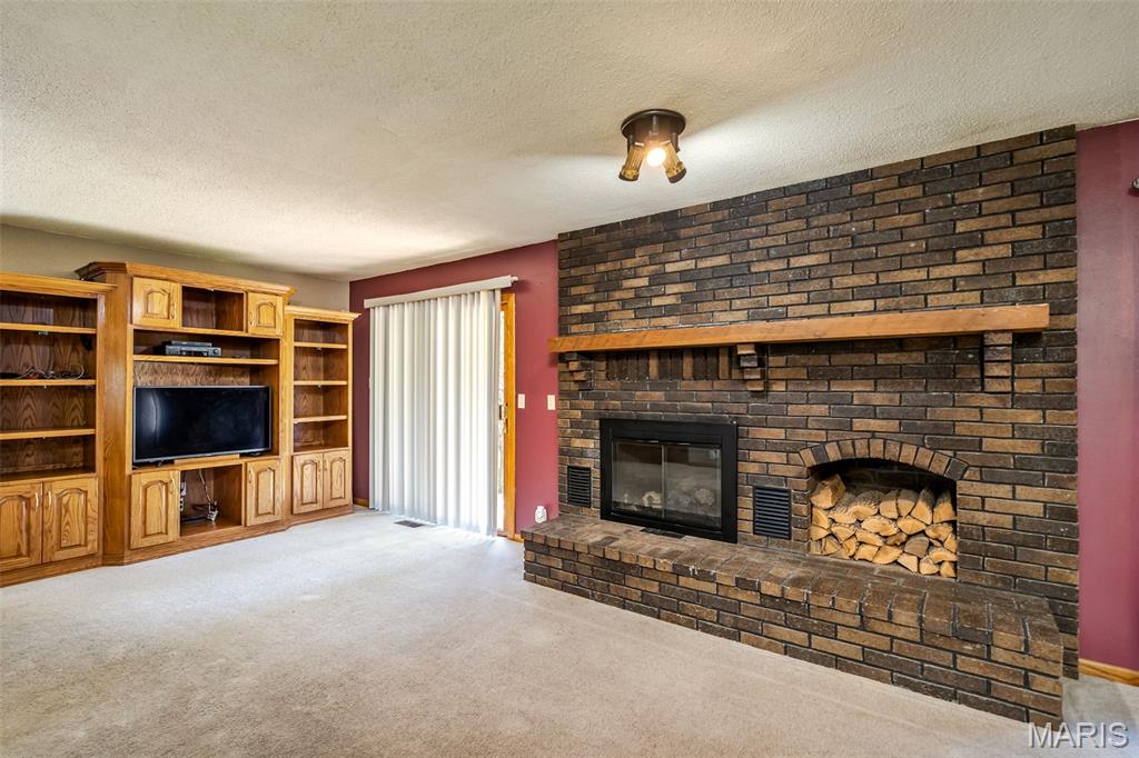 862 College Road Union, MO 63084 - Photo 6 of 46