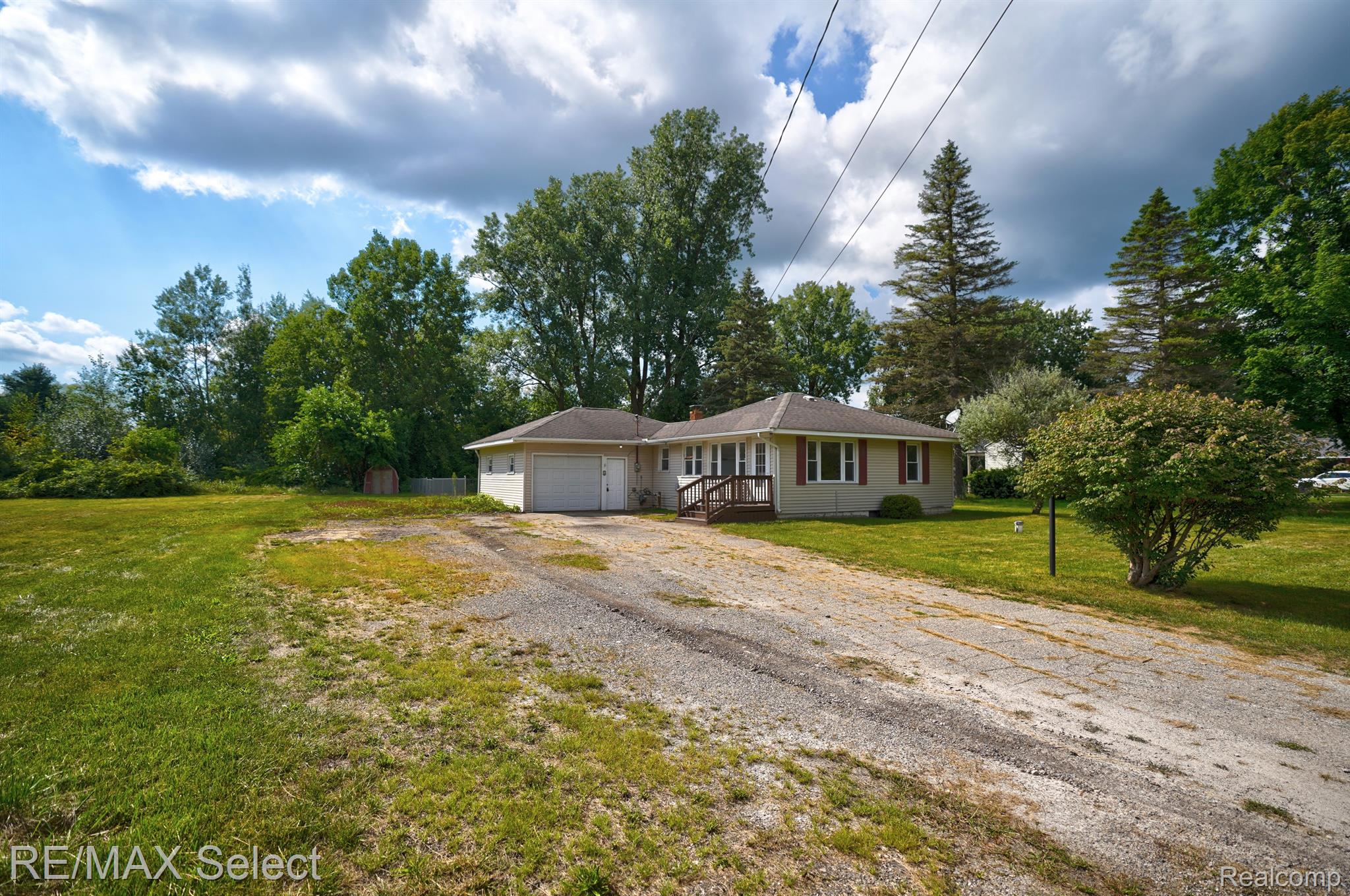 5457 Johnson Road Flushing, MI 48433 - Photo 3 of 27 Gallery Image 3