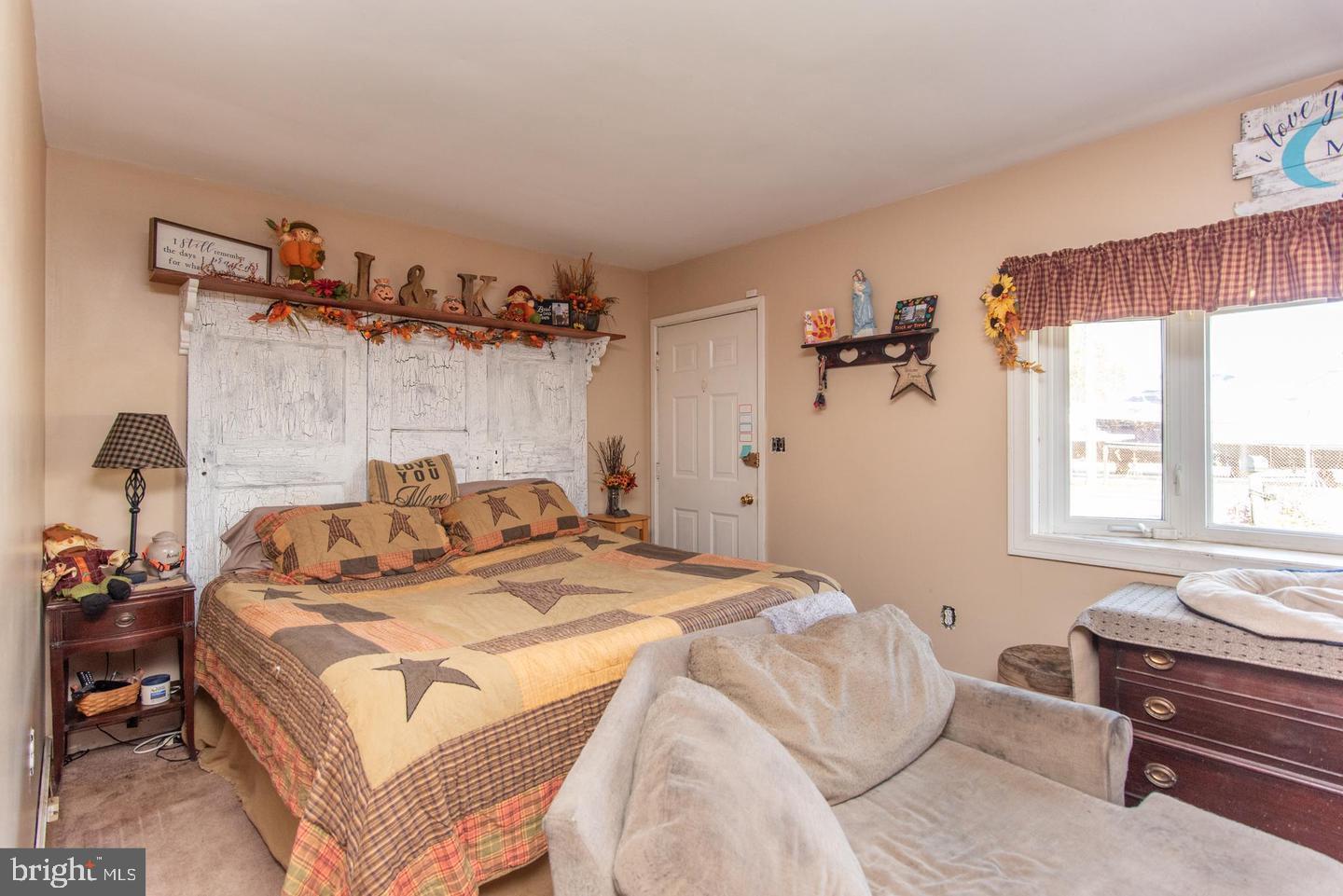 228 Nanticoke Road Essex, MD 21221 - Photo 12 of 22