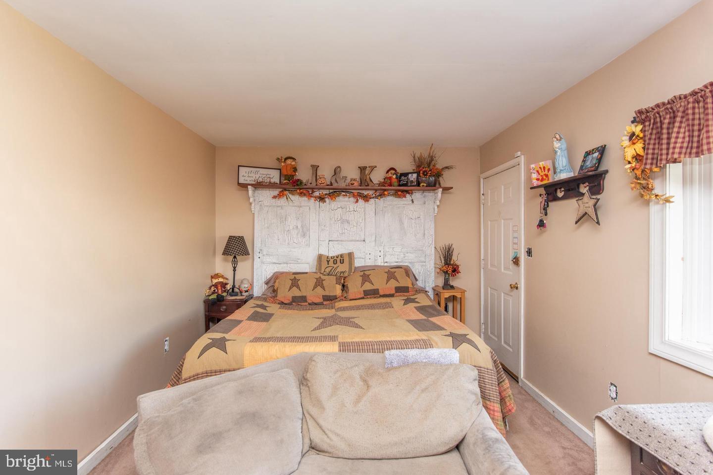 228 Nanticoke Road Essex, MD 21221 - Photo 13 of 22