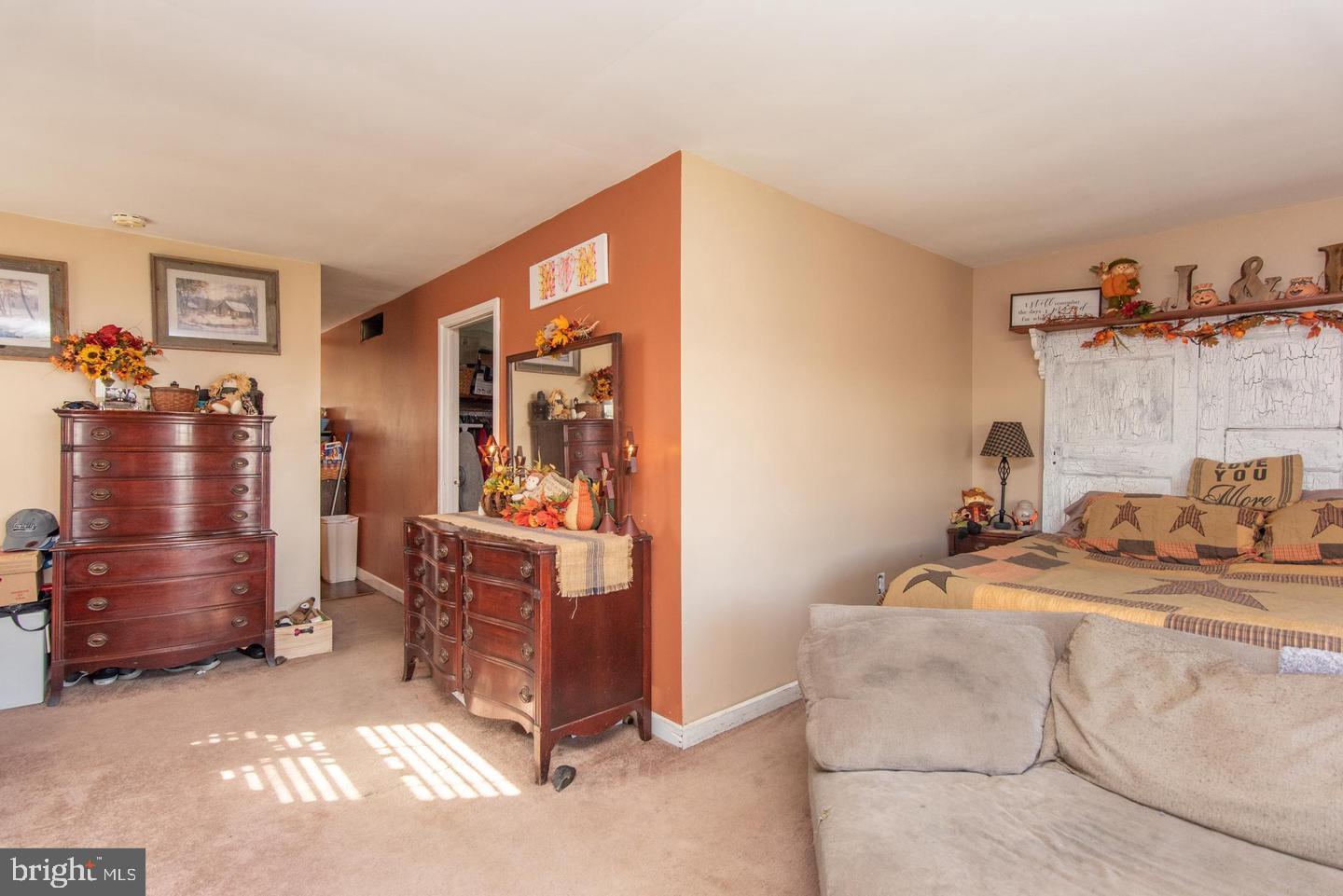 228 Nanticoke Road Essex, MD 21221 - Photo 5 of 22