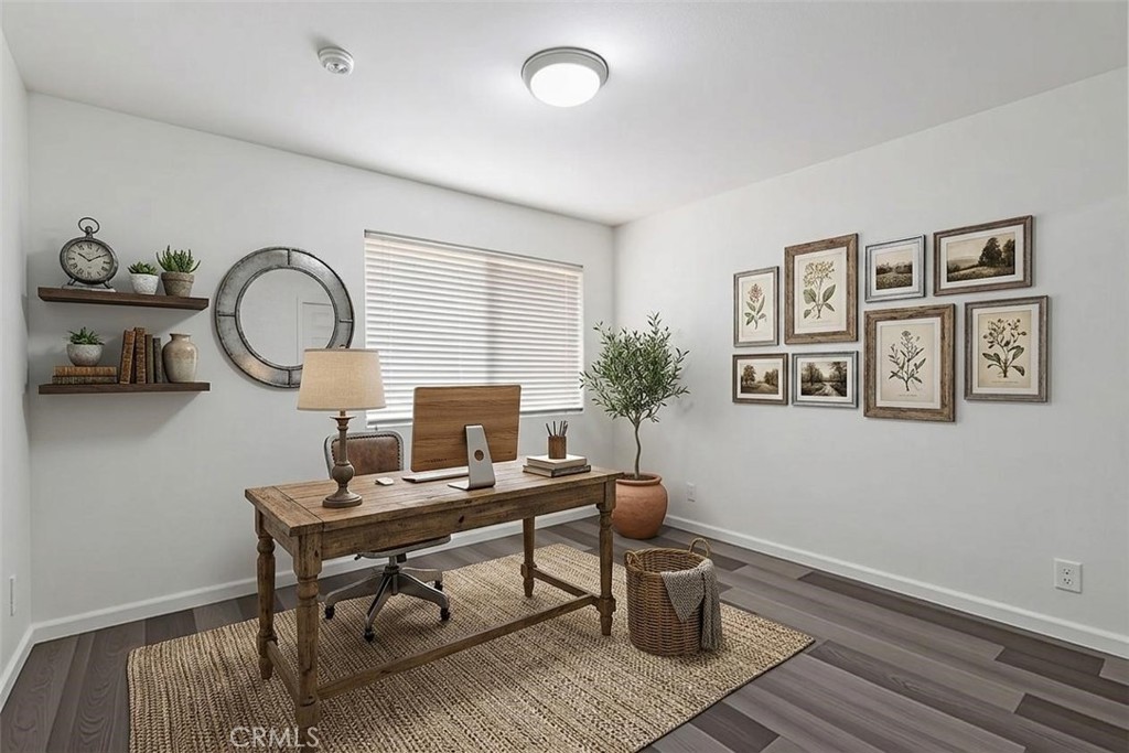 1434 South Point View Street Los Angeles, CA 90035 - Photo 6 of 11 a workspace with furniture