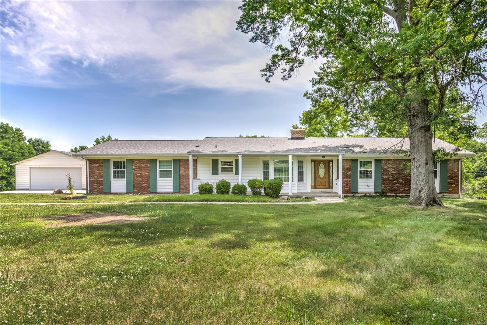 32 Weldon Spring Heights Drive Weldon Spring, MO 63304 - Photo 1 of 24