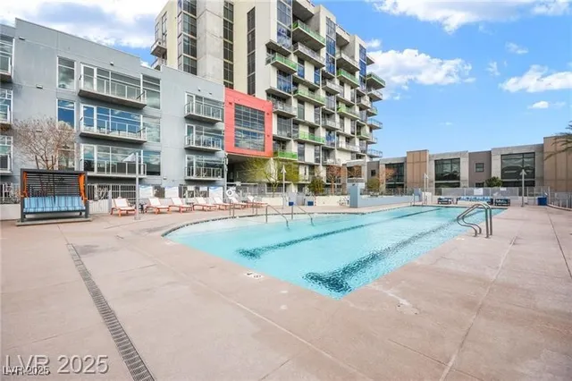 $2,977 | 353 East Bonneville Avenue, Unit 816, Las Vegas, NV 89101