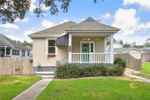 $320,000 | 5650 Woodlawn Place, New Orleans, LA 70124