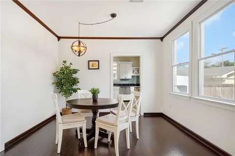 $320,000 | 5650 Woodlawn Place, New Orleans, LA 70124