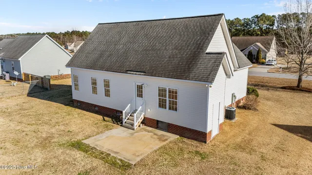 $259,000 | 410 Northgate Drive, Washington, NC 27889