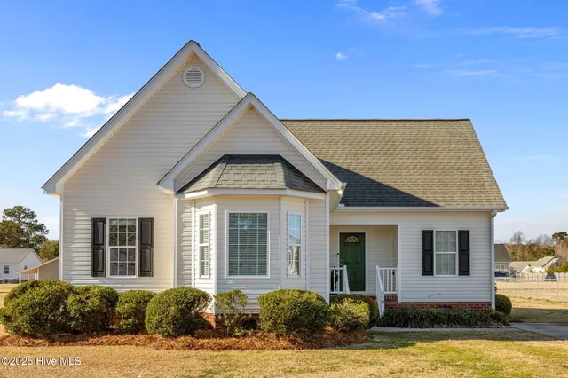 $259,000 | 410 Northgate Drive, Washington, NC 27889