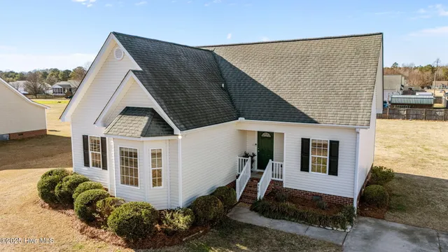 $259,000 | 410 Northgate Drive, Washington, NC 27889
