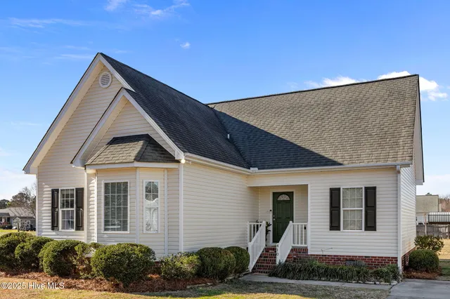 $259,000 | 410 Northgate Drive, Washington, NC 27889