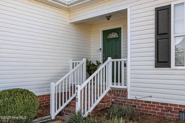 $259,000 | 410 Northgate Drive, Washington, NC 27889