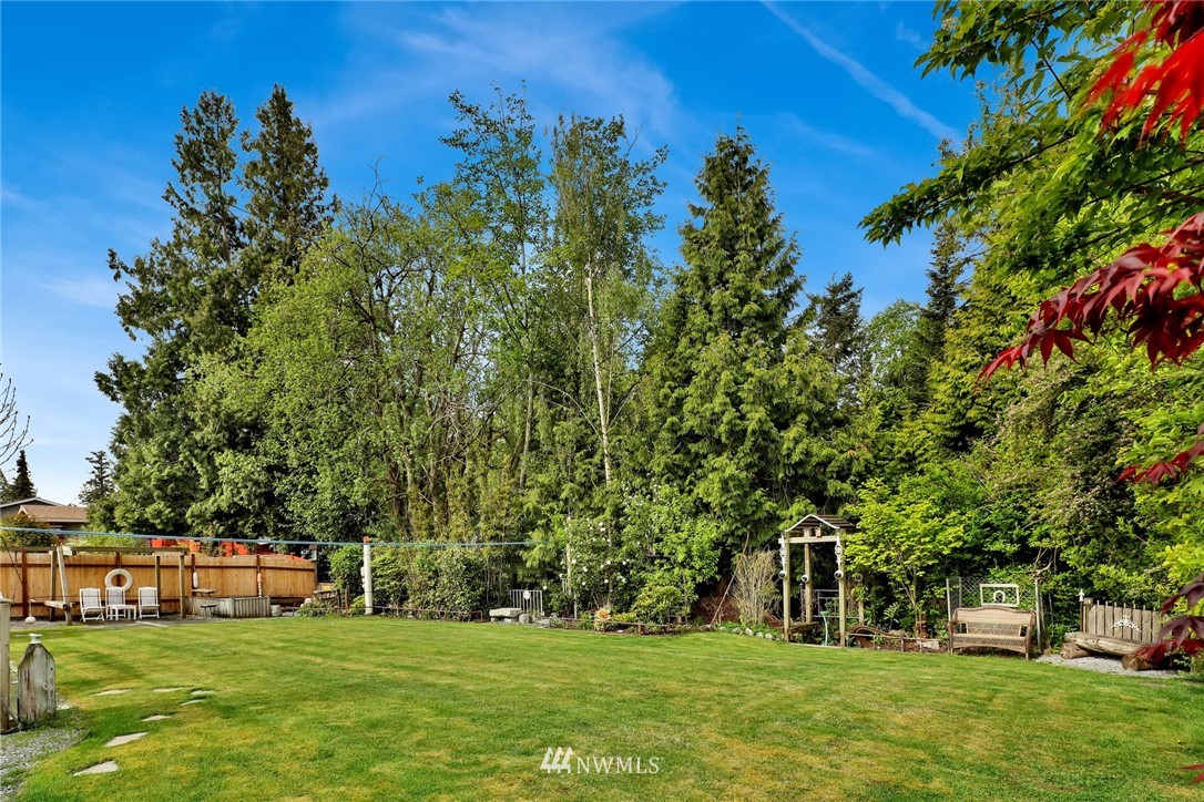 8203 Comox Road Birch Bay, WA 98230 - Photo 9 of 26 Gallery Image 9