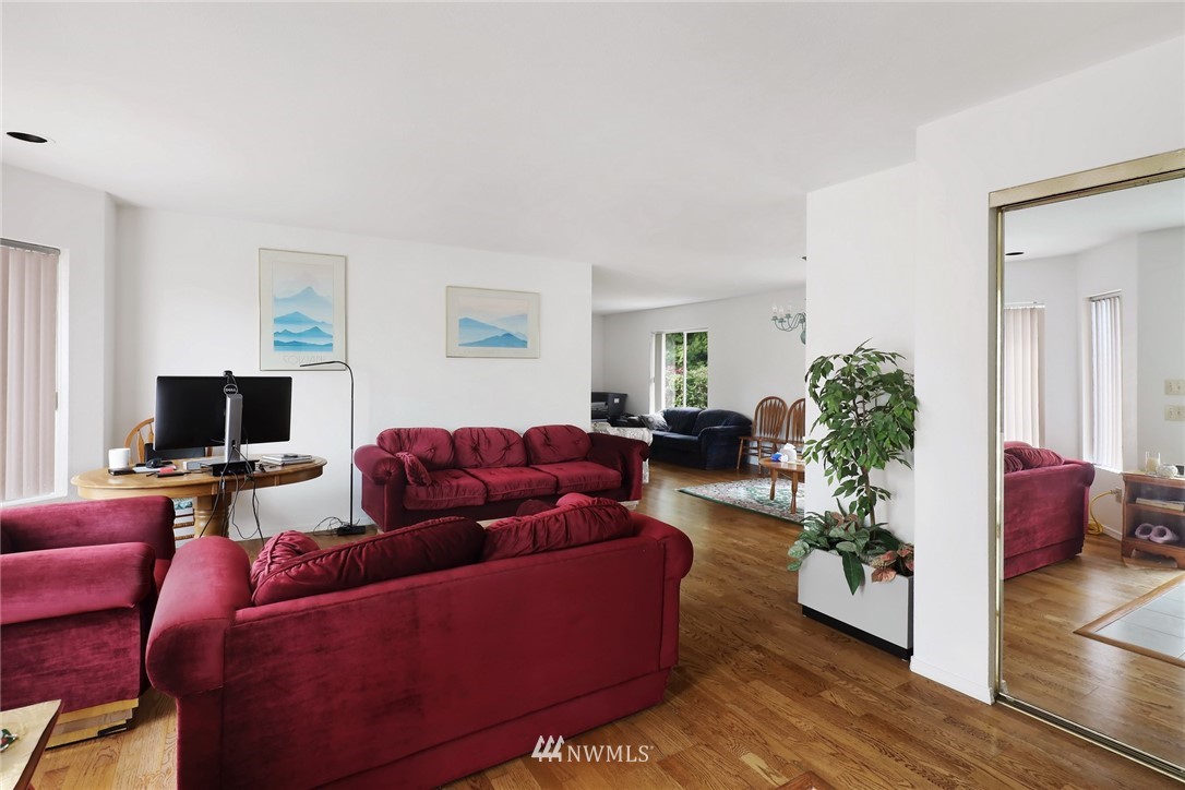8203 Comox Road Birch Bay, WA 98230 - Photo 10 of 26 Gallery Image 10