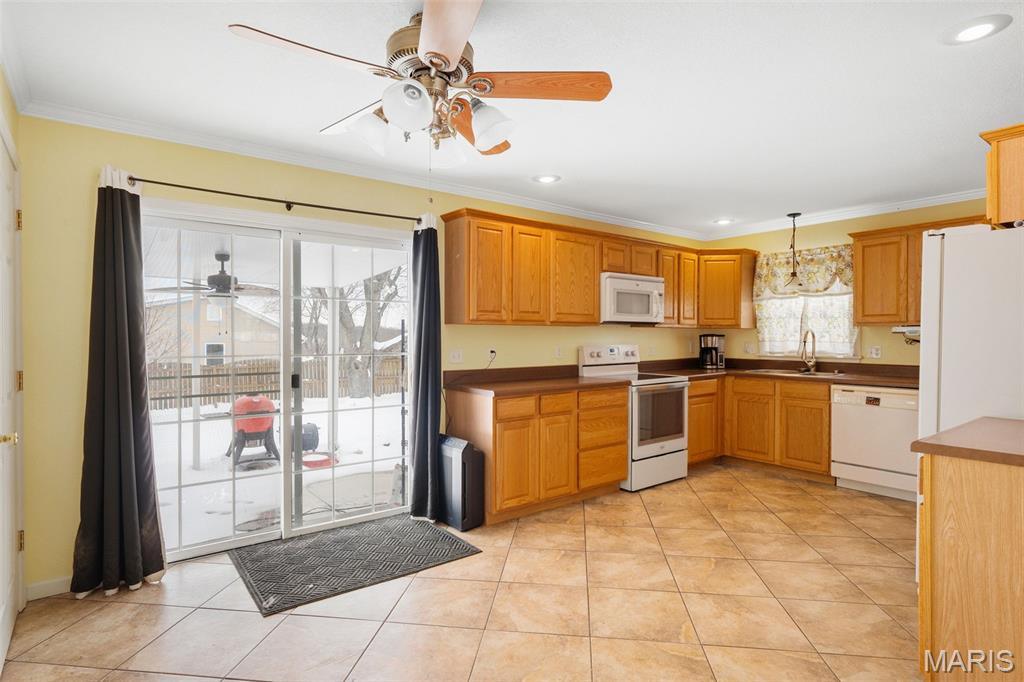 393 Martin Field Court Villa Ridge, MO 63089 - Photo 14 of 33