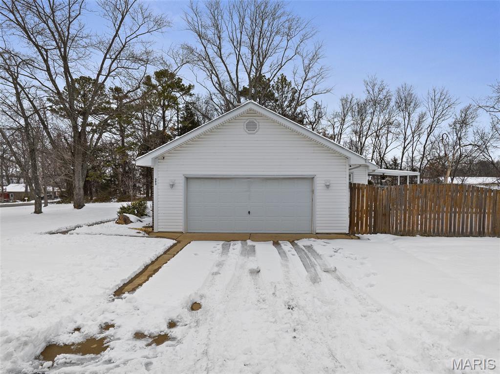 393 Martin Field Court Villa Ridge, MO 63089 - Photo 3 of 33