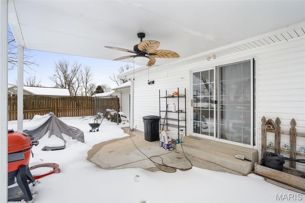 393 Martin Field Court Villa Ridge, MO 63089 - Photo 4 of 33