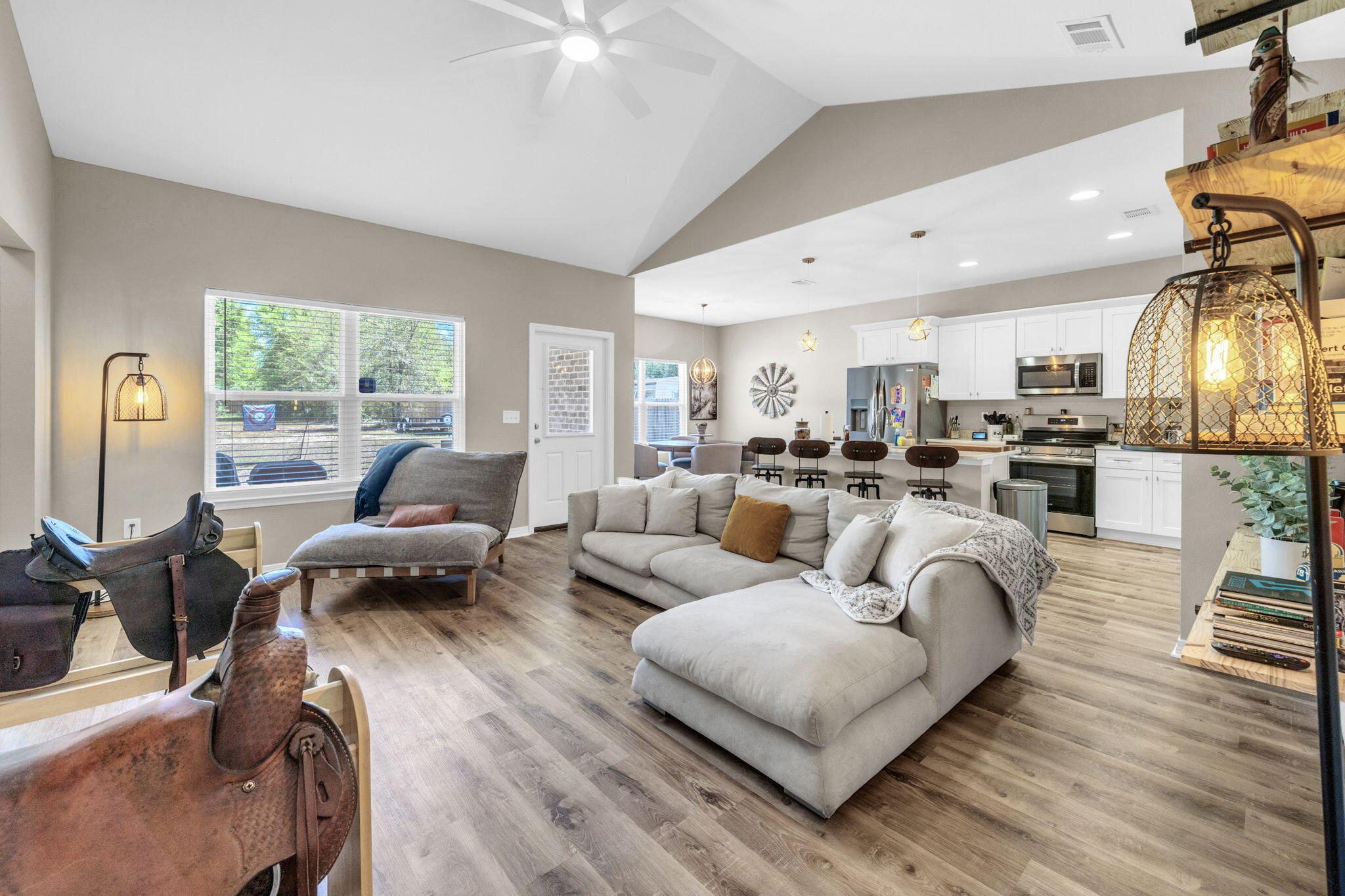 6029 Sand Hill Road Crestview, FL 32539 - Photo 5 of 37 8-web-or-mls-DSC03099