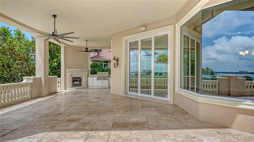 1356 Point Crisp Road Sarasota, FL 34242 - Photo 11 of 55 Gallery Image 11