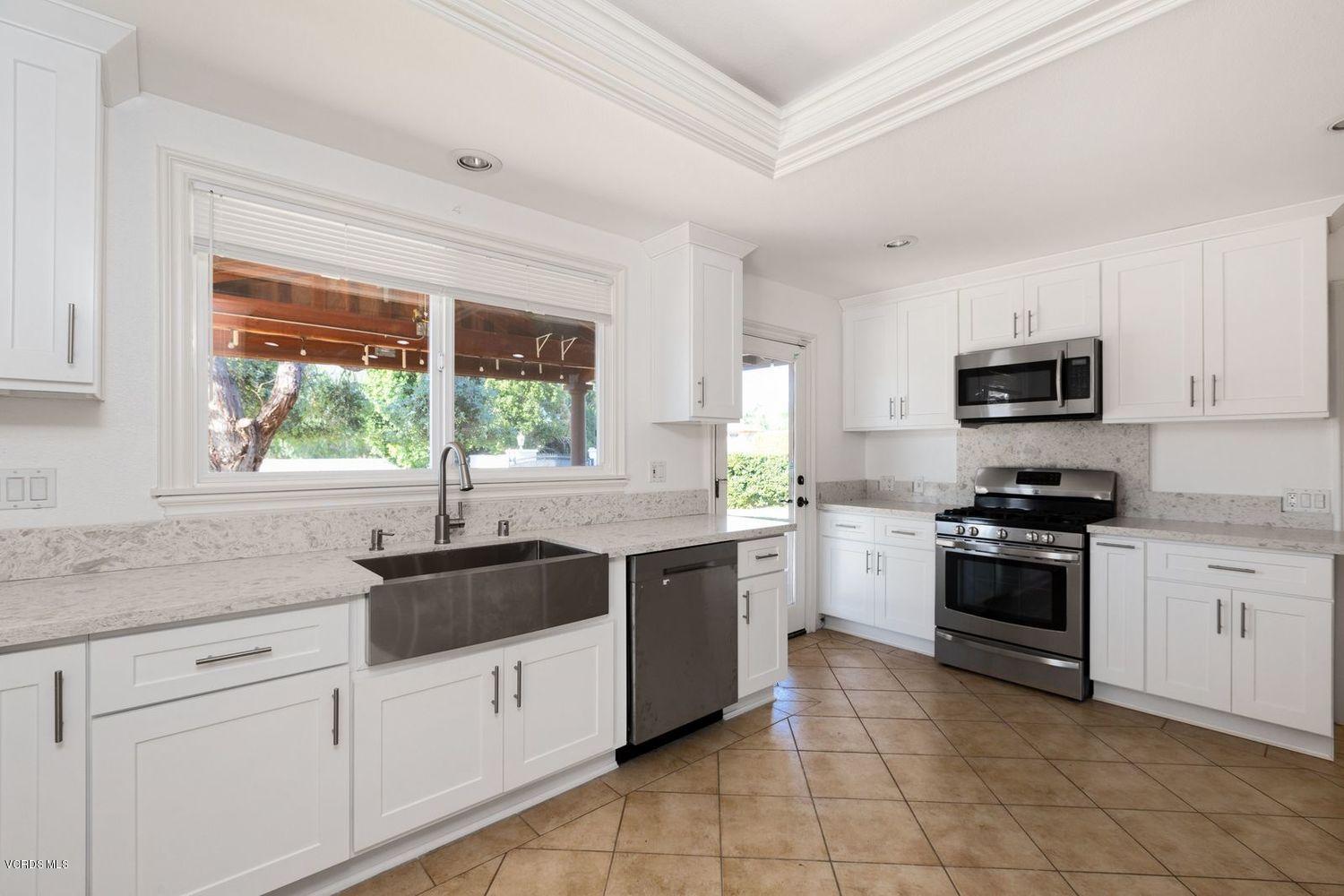 5881 La Cumbre Road Somis, CA 93066 - Photo 2 of 41 058_la-cumbre-road-somis-ca-usa-1-003