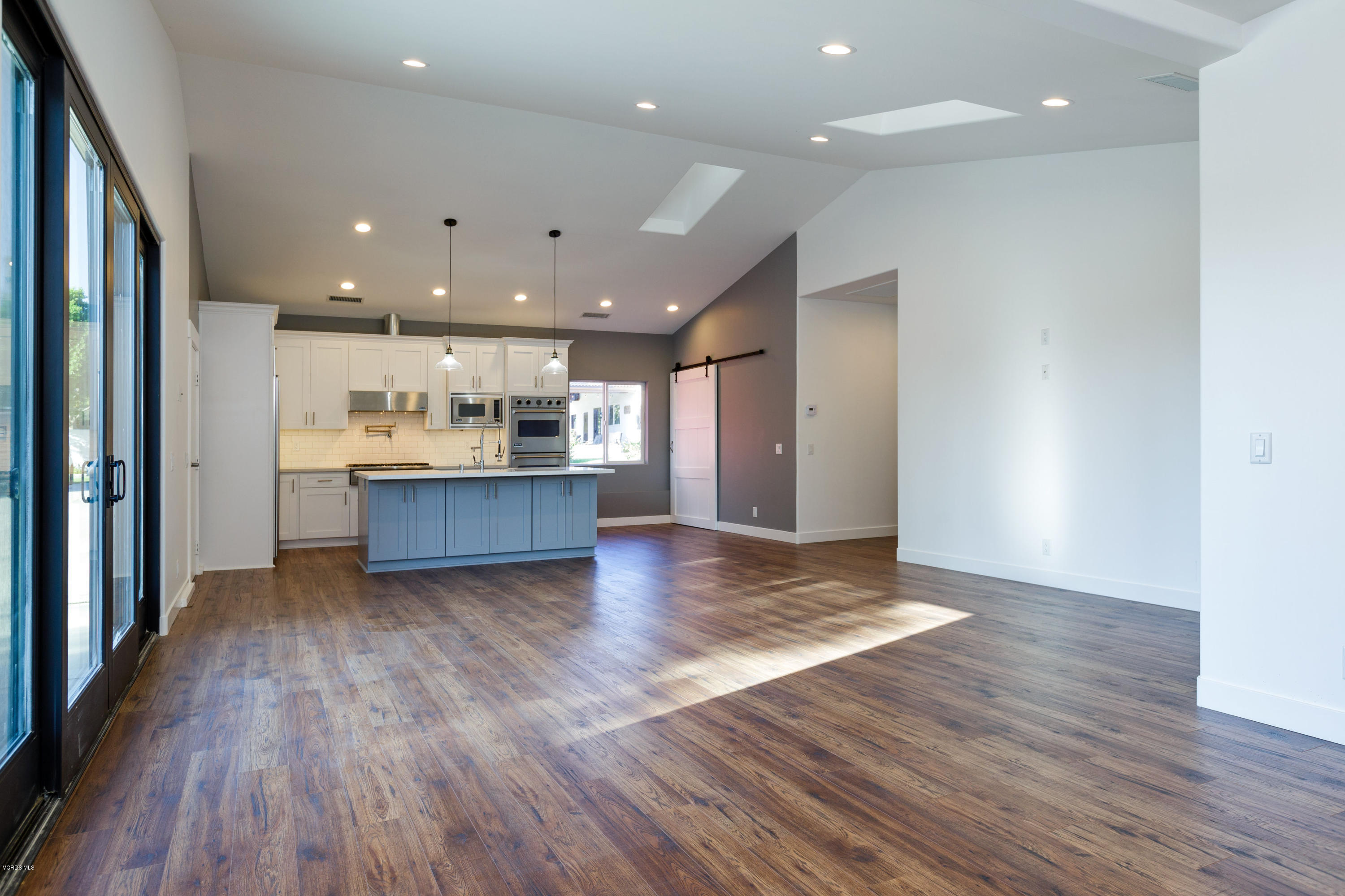 5881 La Cumbre Road Somis, CA 93066 - Photo 29 of 41 26guest_family_room