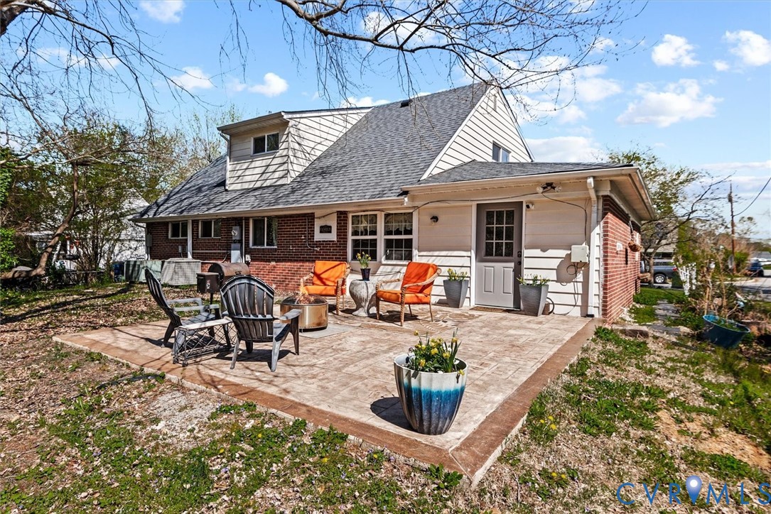 1300 Elon Road Henrico, VA 23229 - Photo 31 of 41 Beautiful almost 20x20 stamped concrete patio