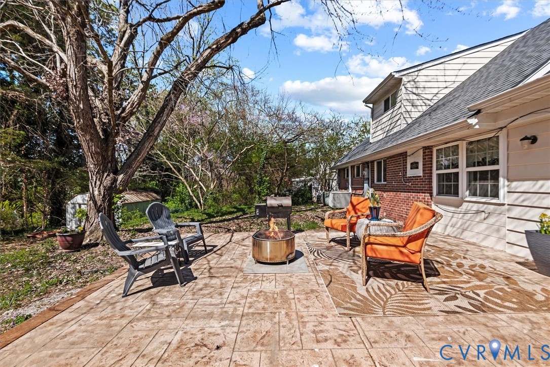 1300 Elon Road Henrico, VA 23229 - Photo 35 of 41 So many opportunities for entertaining back here