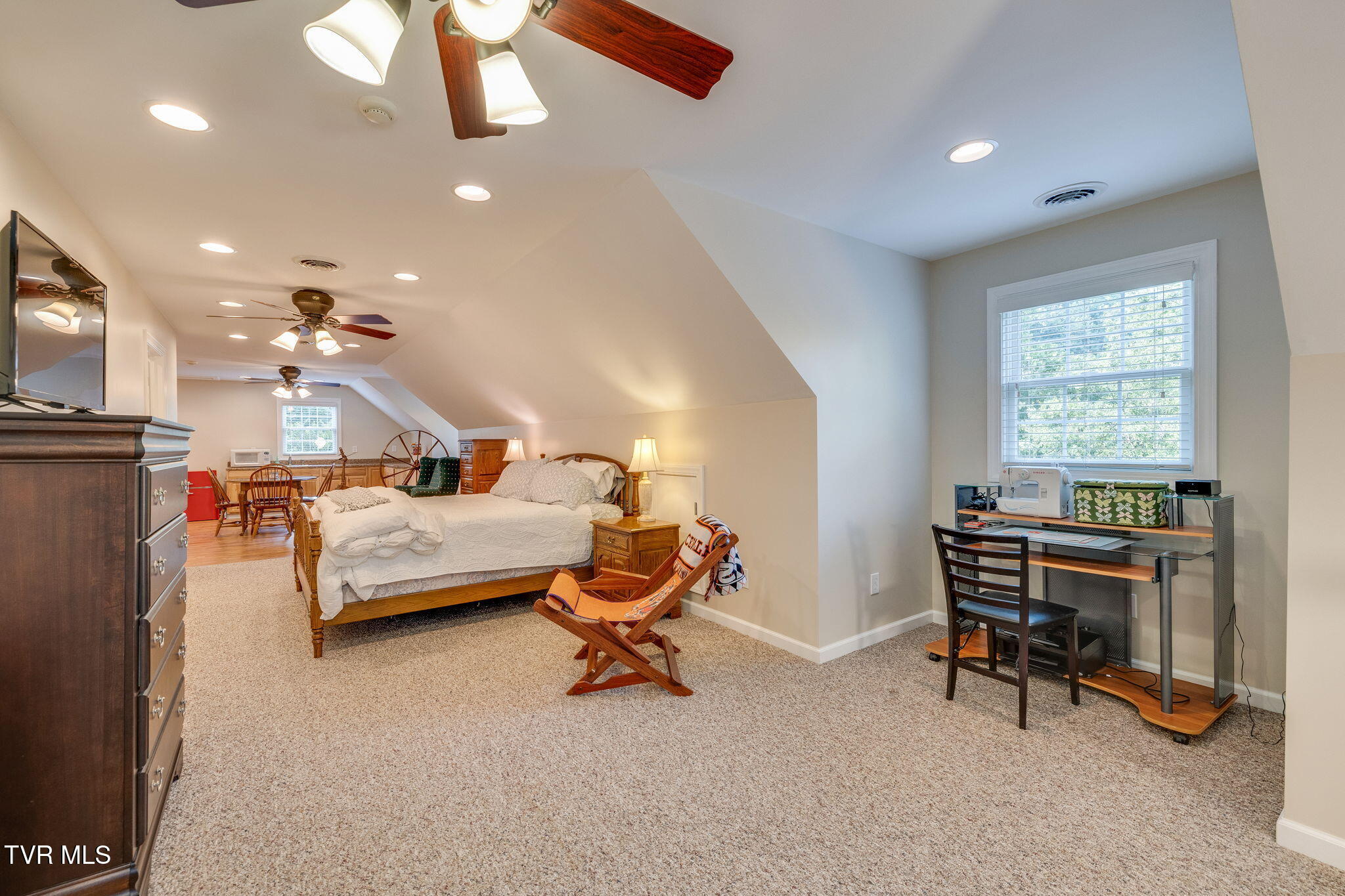 487 Barr Road Blountville, TN 37617 - Photo 61 of 88 051