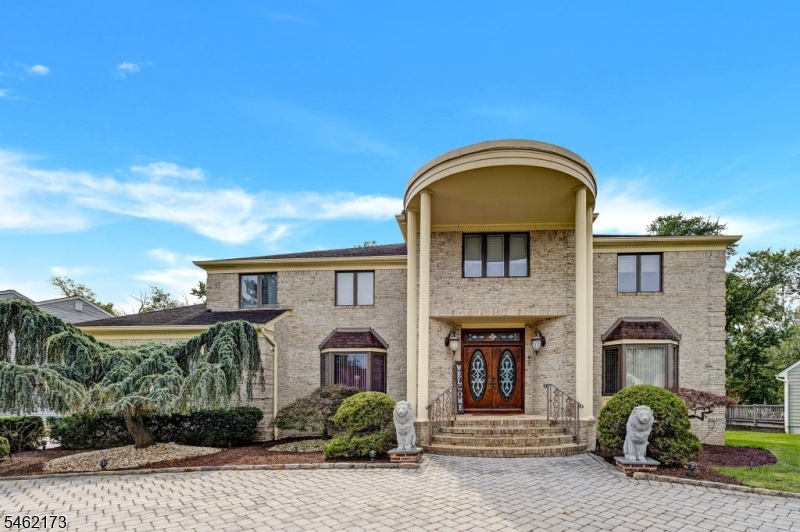 25 Woodbine Road Florham Park, NJ 07932 - Photo 3 of 44 Gallery Image 3