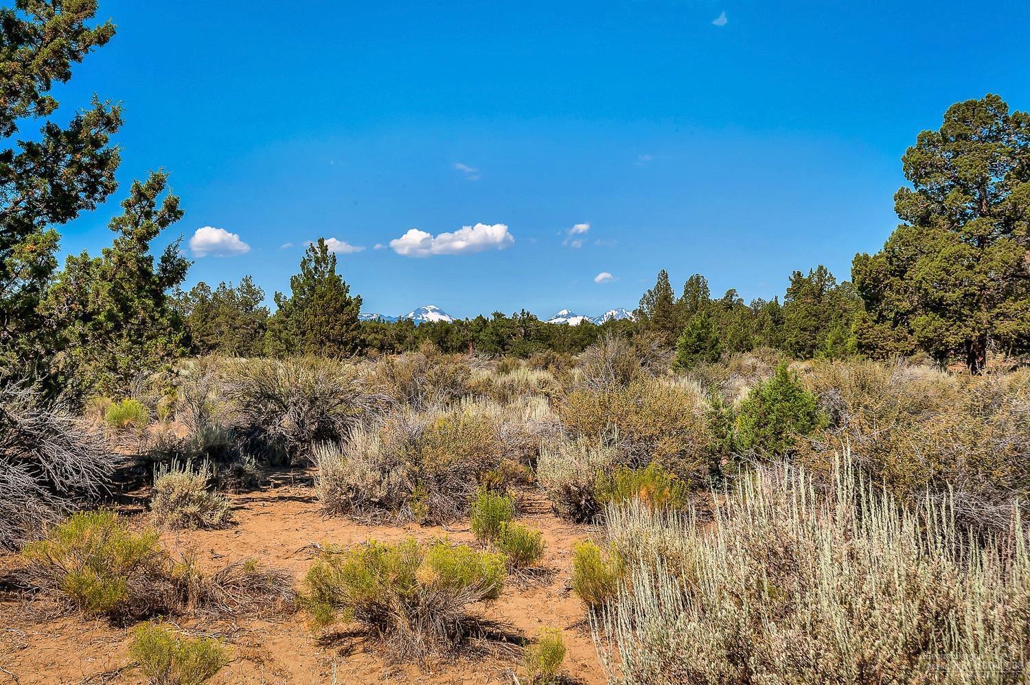64385 Hunnell Road Bend, OR 97703 - Photo 9 of 11 Additional Photo