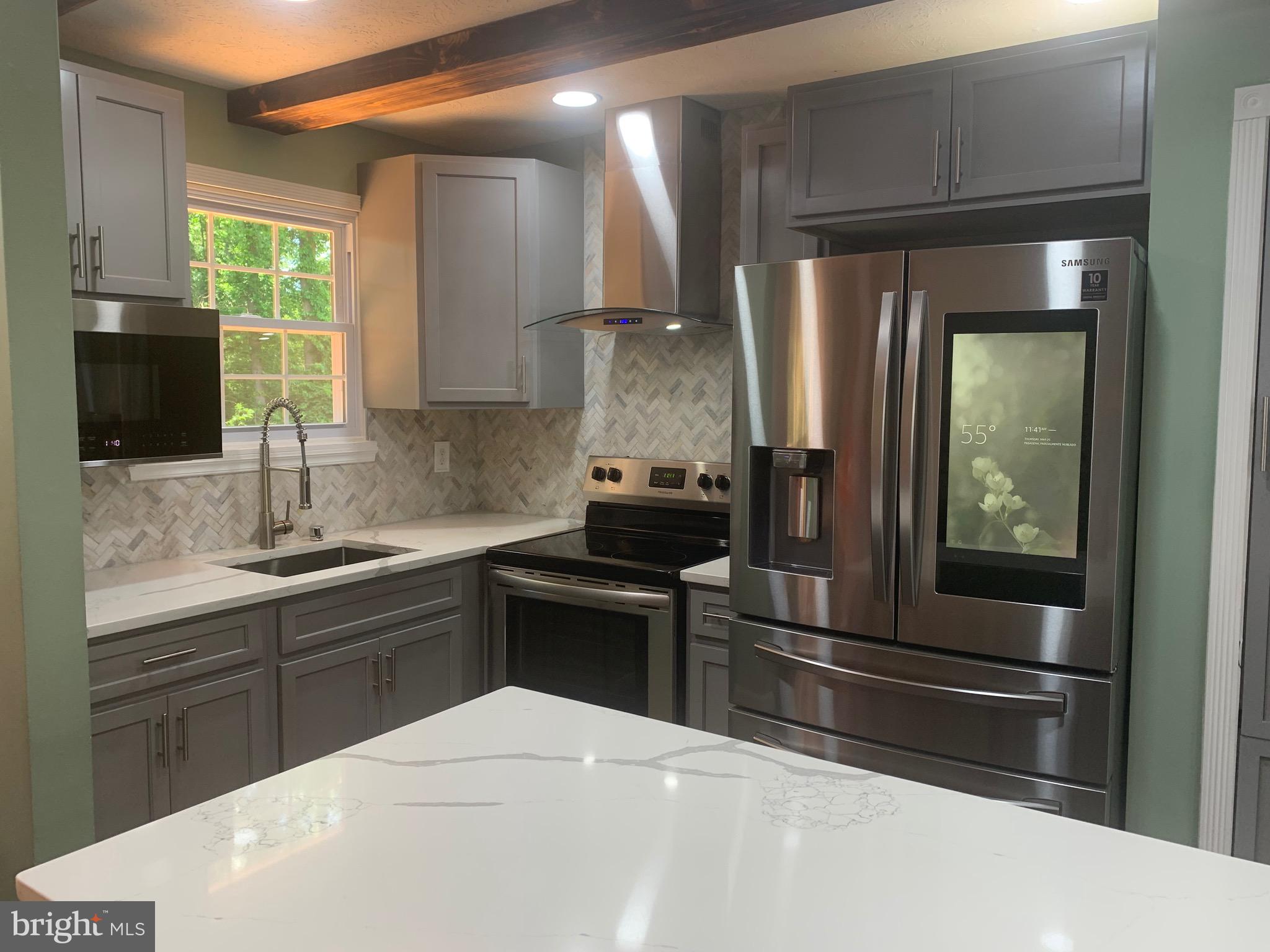 7908 Liberty Circle Pasadena, MD 21122 - Photo 10 of 35