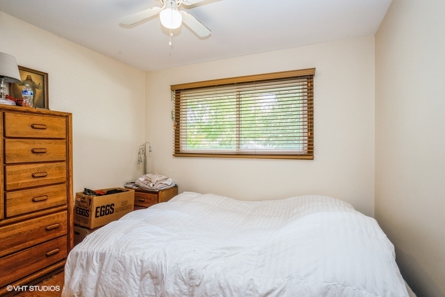 Undisclosed Address Addison, IL 60101 - Photo 9 of 16