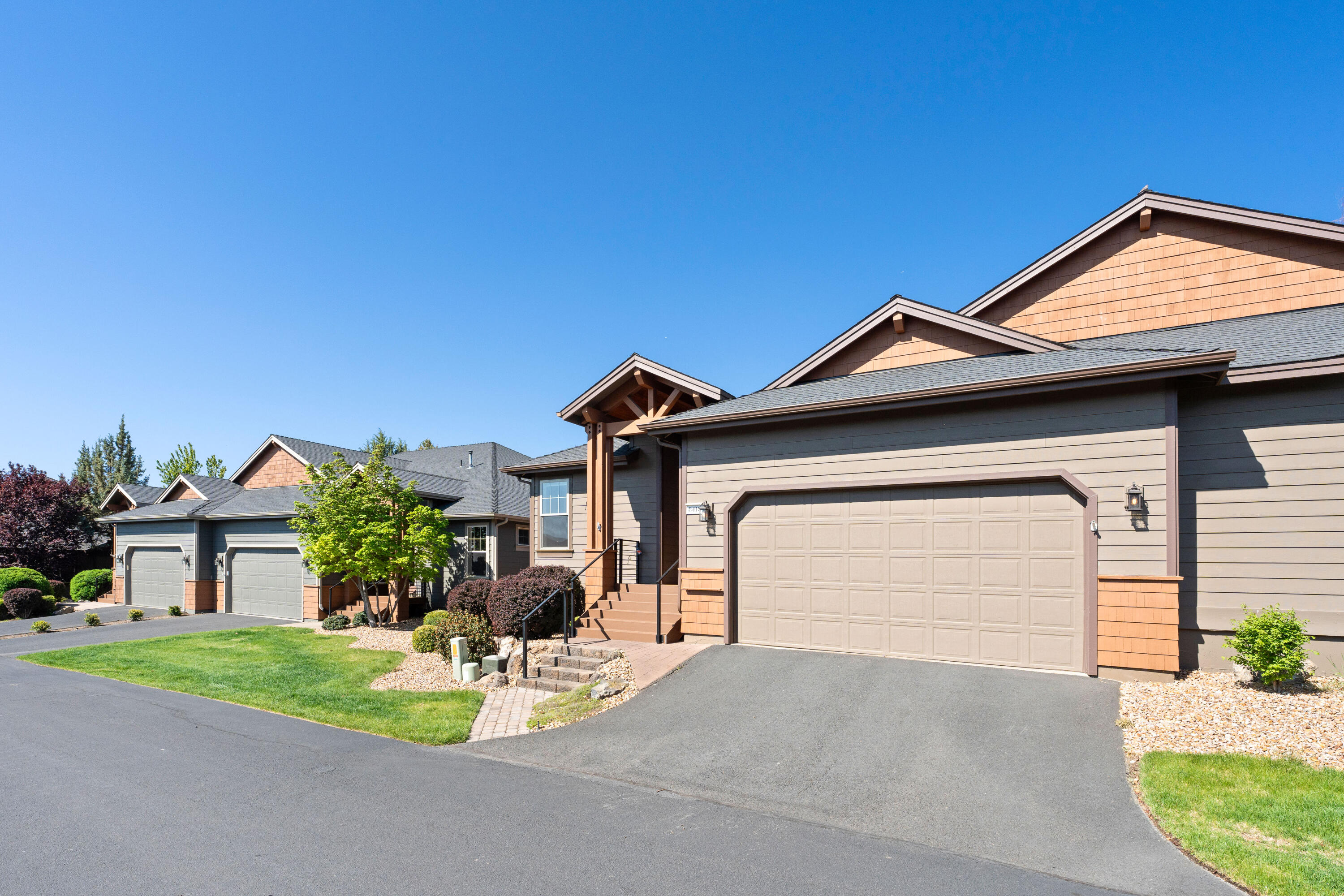 8413 Forest Ridge Loop Redmond, OR 97756 - Photo 4 of 65