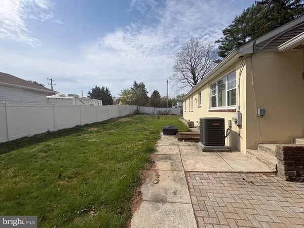 $2,800 | 7 Elfreth Road, Huntingdon Valley, PA 19006