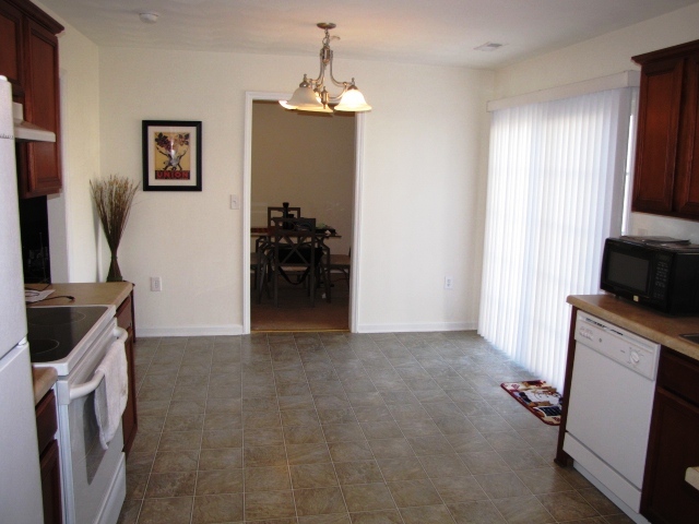 6834 Albert Road Roanoke, VA 24019 - Photo 15 of 31 6834 Albert 010