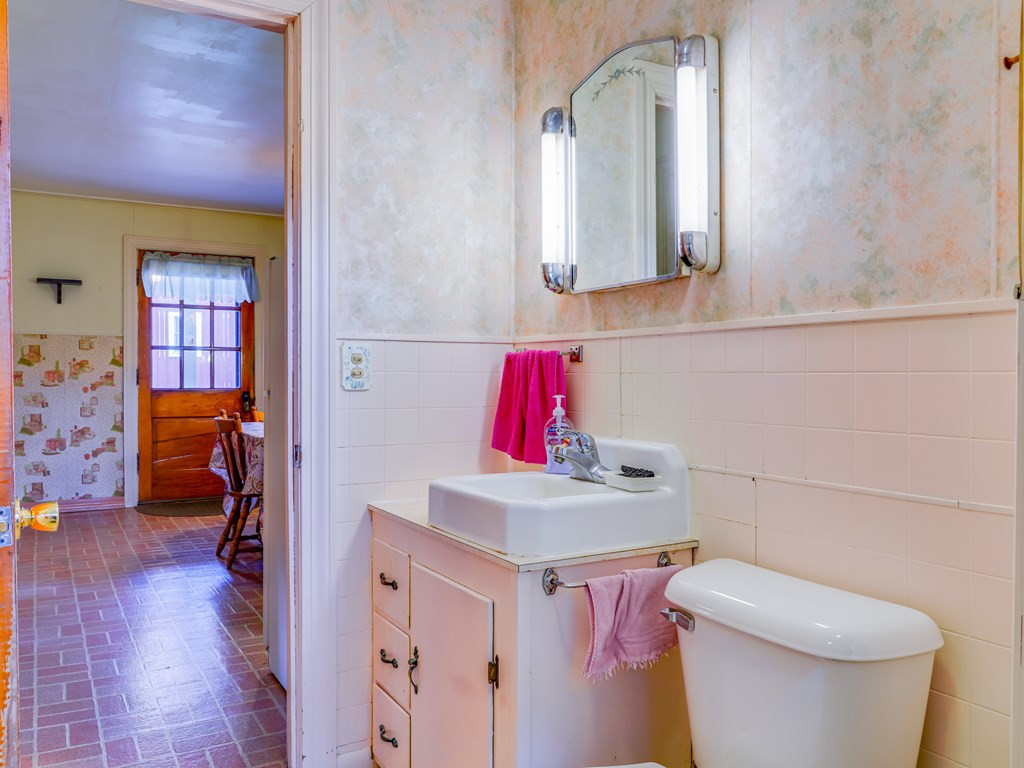 1371 Tupper Road Long Lake, NY 12847 - Photo 22 of 52 Gallery Image 22