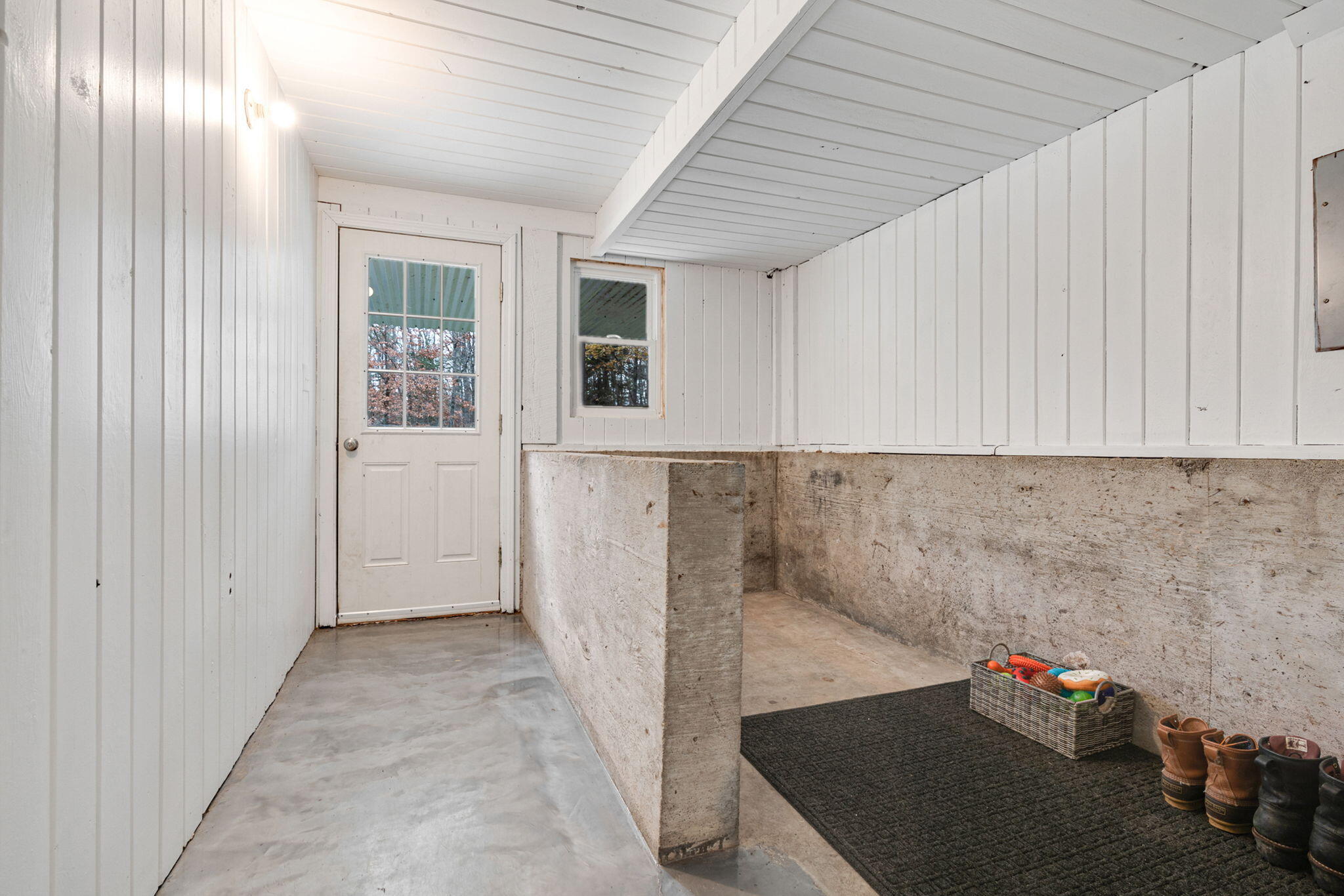 45 Campground Road Arundel, ME 04046 - Photo 51 of 65 Mudroom