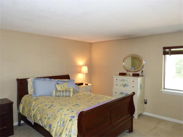 3 Beal's Cove Road, Unit K Hingham, MA 02043 - Photo 10 of 13 Gallery Image 10