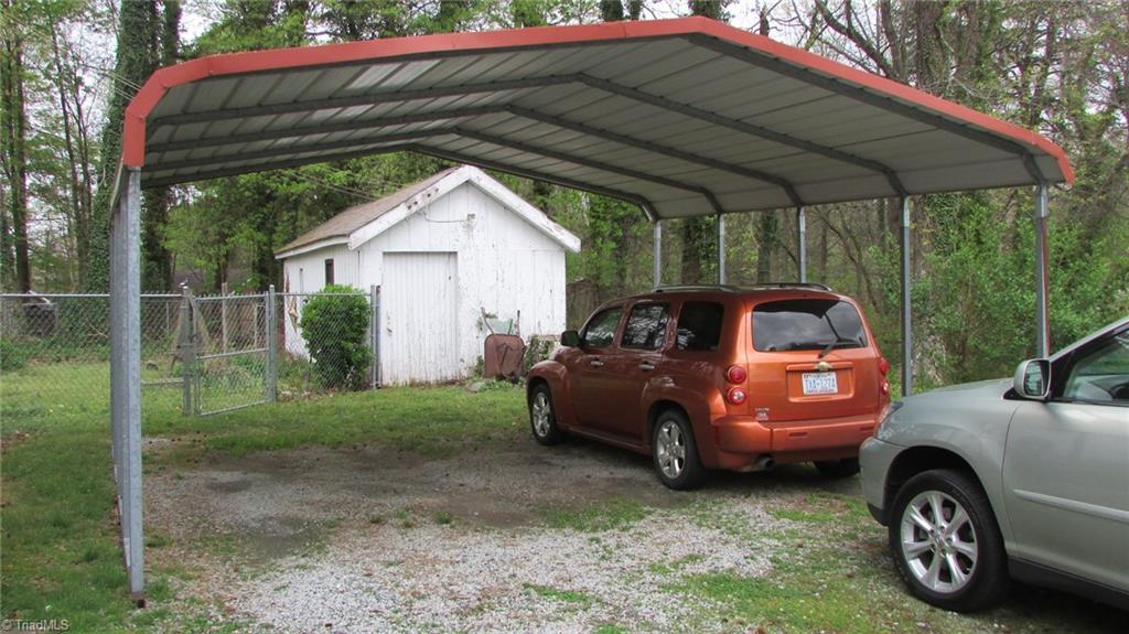711 Old Winston Road High Point, NC 27265 - Photo 17 of 19