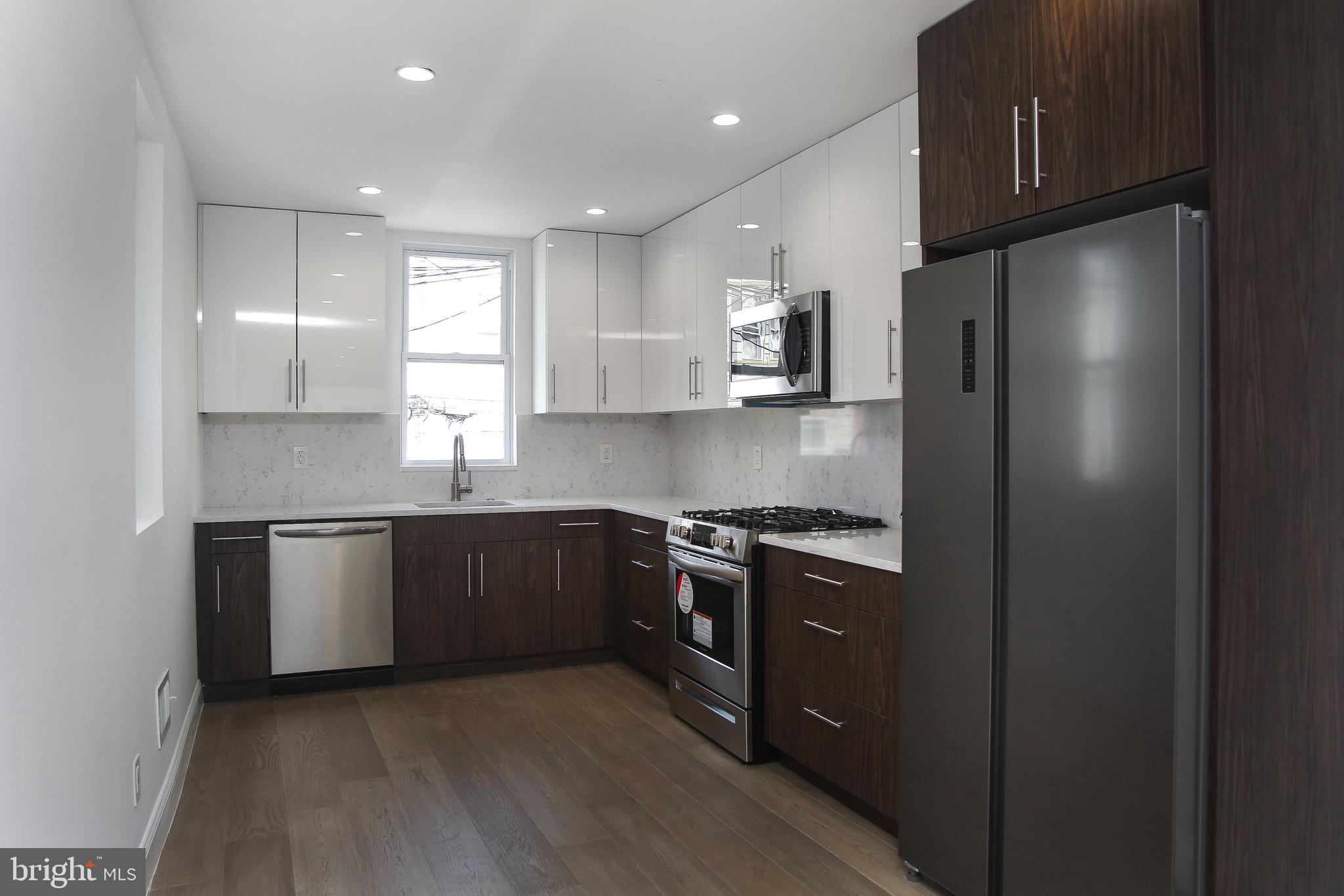 5707 Nassau Road Philadelphia, PA 19131 - Photo 9 of 22 Kitchen
