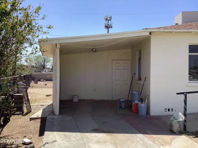 a view of outdoor space