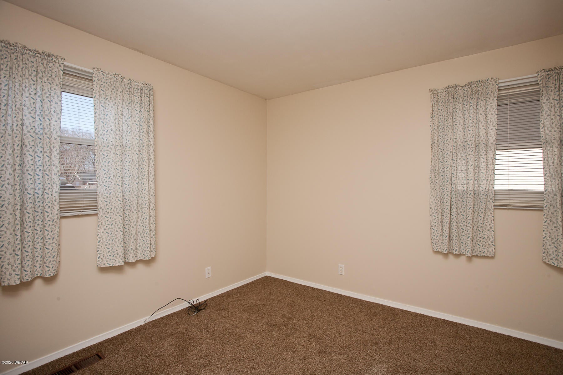 2413 Ritchey Street Williamsport, PA 17701 - Photo 18 of 20 MC030120LJ-18