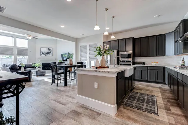 $600,000 | 9869 Western Sky Drive, Brookshire, TX 77423