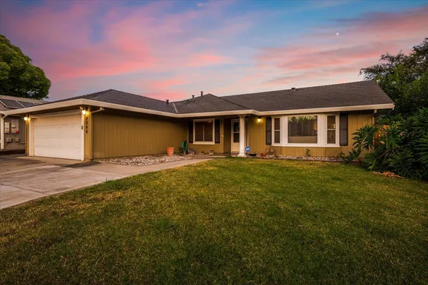 $500,000 | 7308 Widener Way, Sacramento, CA 95842